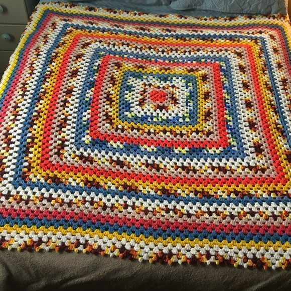 Vintage Boho handmade crocheted granny square Afghan 50” x 54” Double bed size - Picture 2 of 4